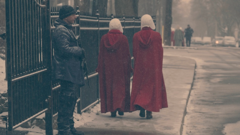 Illustration for article titled On The Handmaid's Tale Finale, the Fall of Gilead Begins With a Dropped Stone
